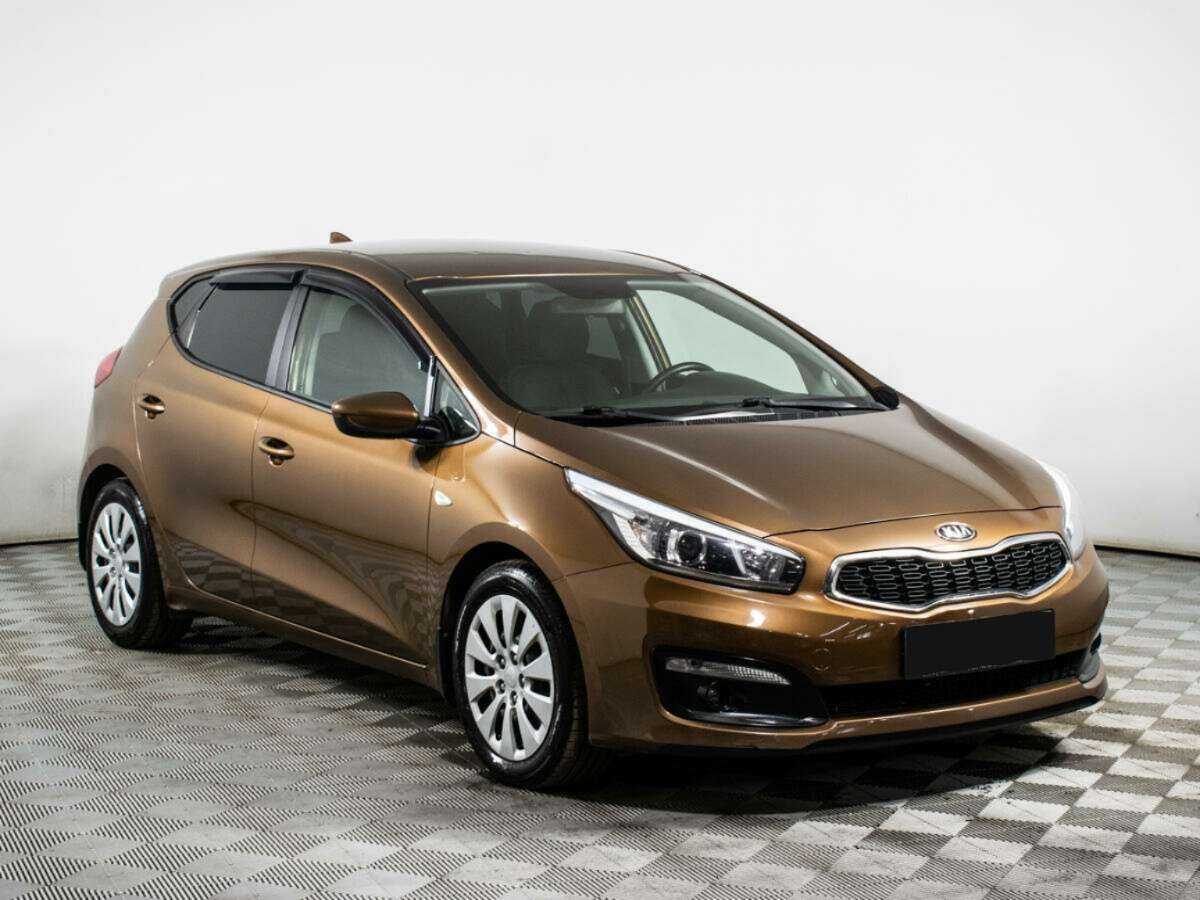 Купить Kia Ceed с пробегом. Фото: #2