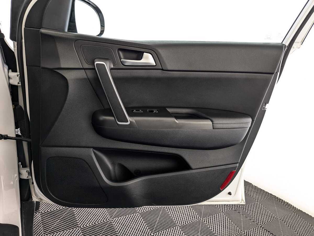 Купить Kia Sportage с пробегом. Фото: #20