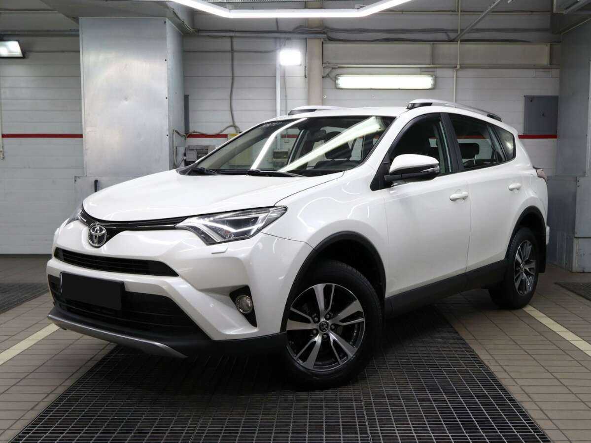 Купить Toyota RAV4 с пробегом. Посмотреть фото