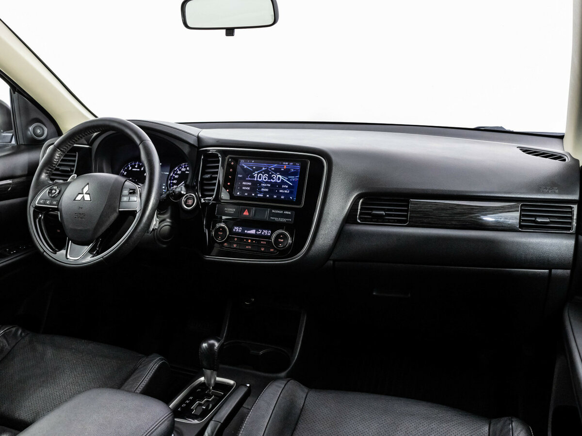 Купить Mitsubishi Outlander с пробегом. Фото: #6