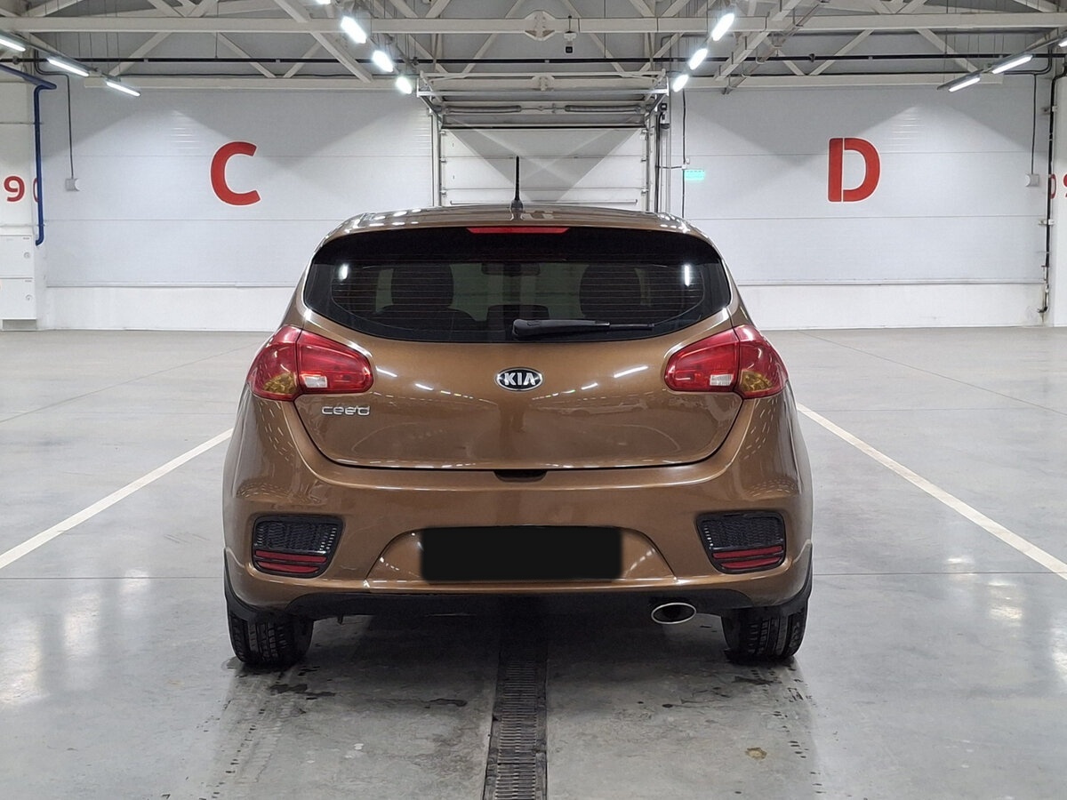 Купить Kia Ceed с пробегом. Фото: #5