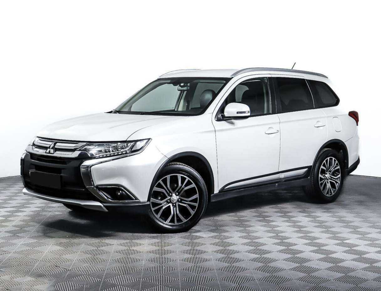 Купить Mitsubishi Outlander с пробегом. Посмотреть фото