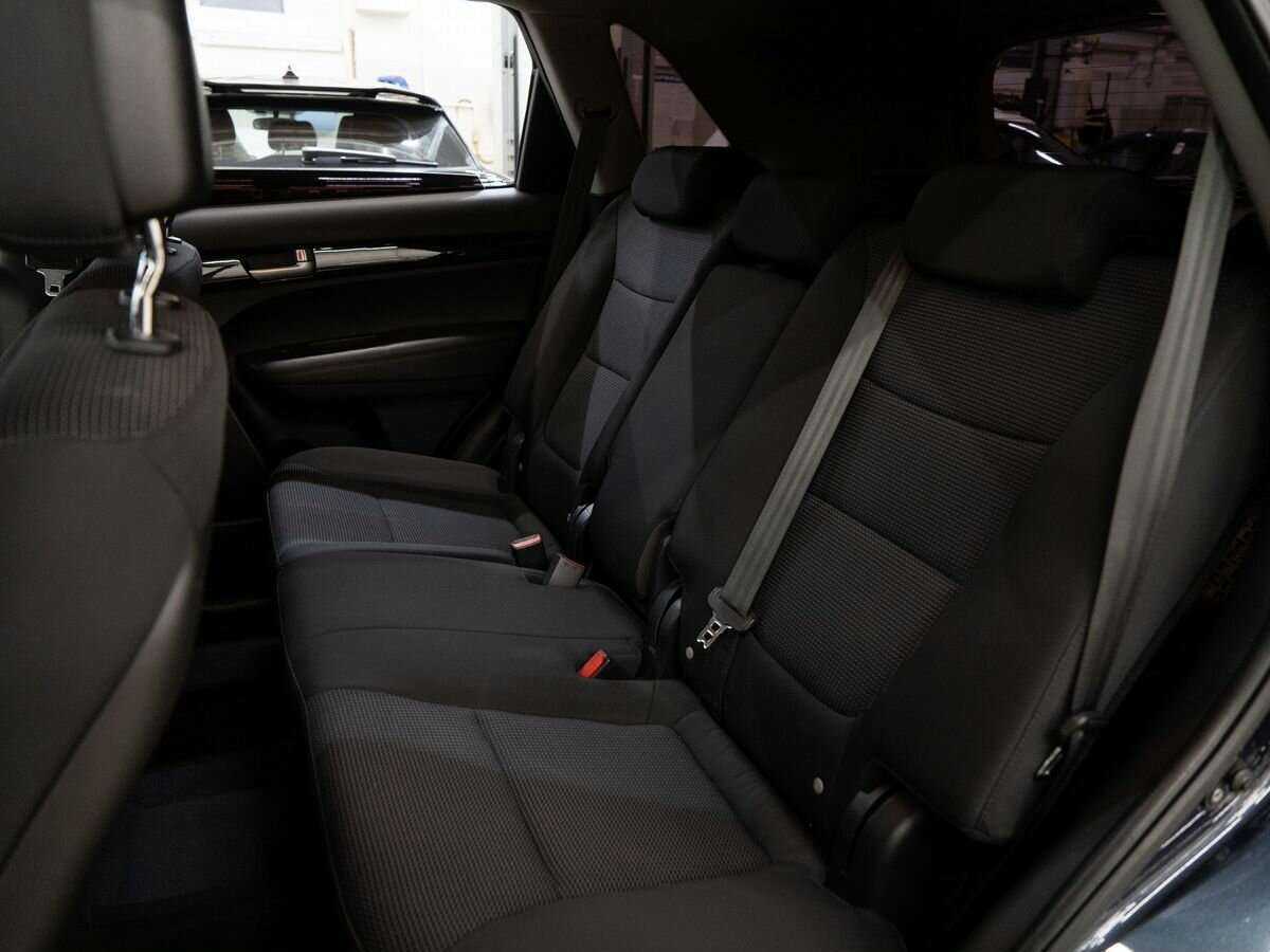 Купить Kia Sorento с пробегом. Фото: #6