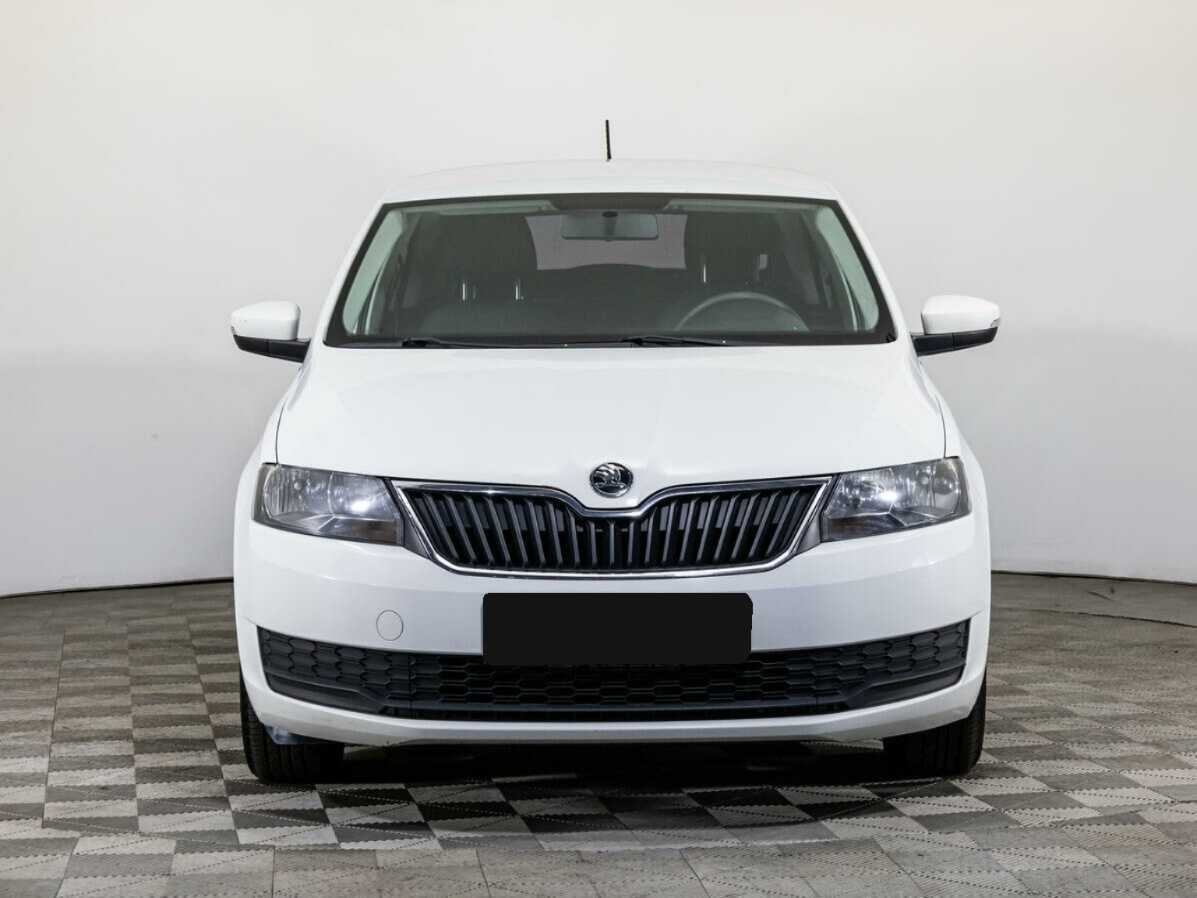 Купить Skoda Rapid с пробегом. Фото: #1