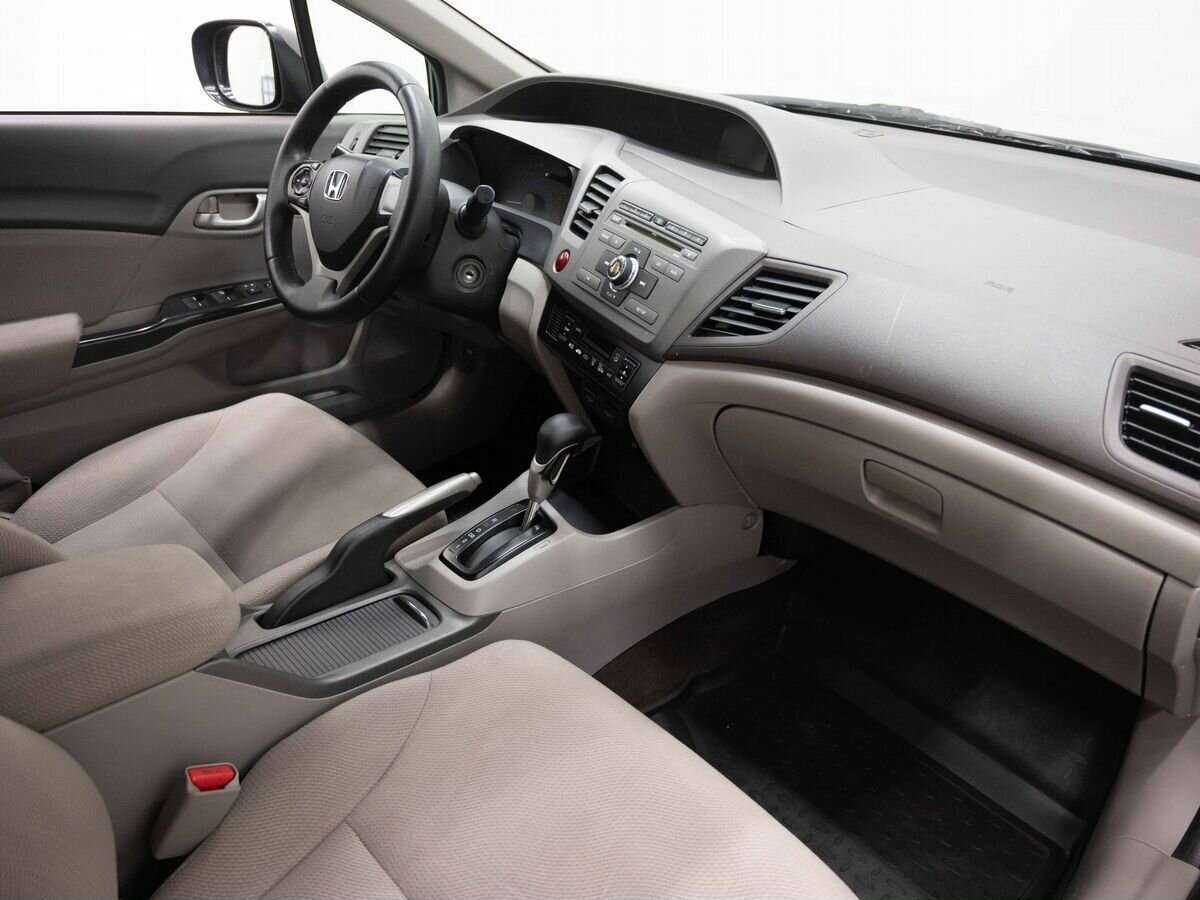 Купить Honda Civic с пробегом. Фото: #10