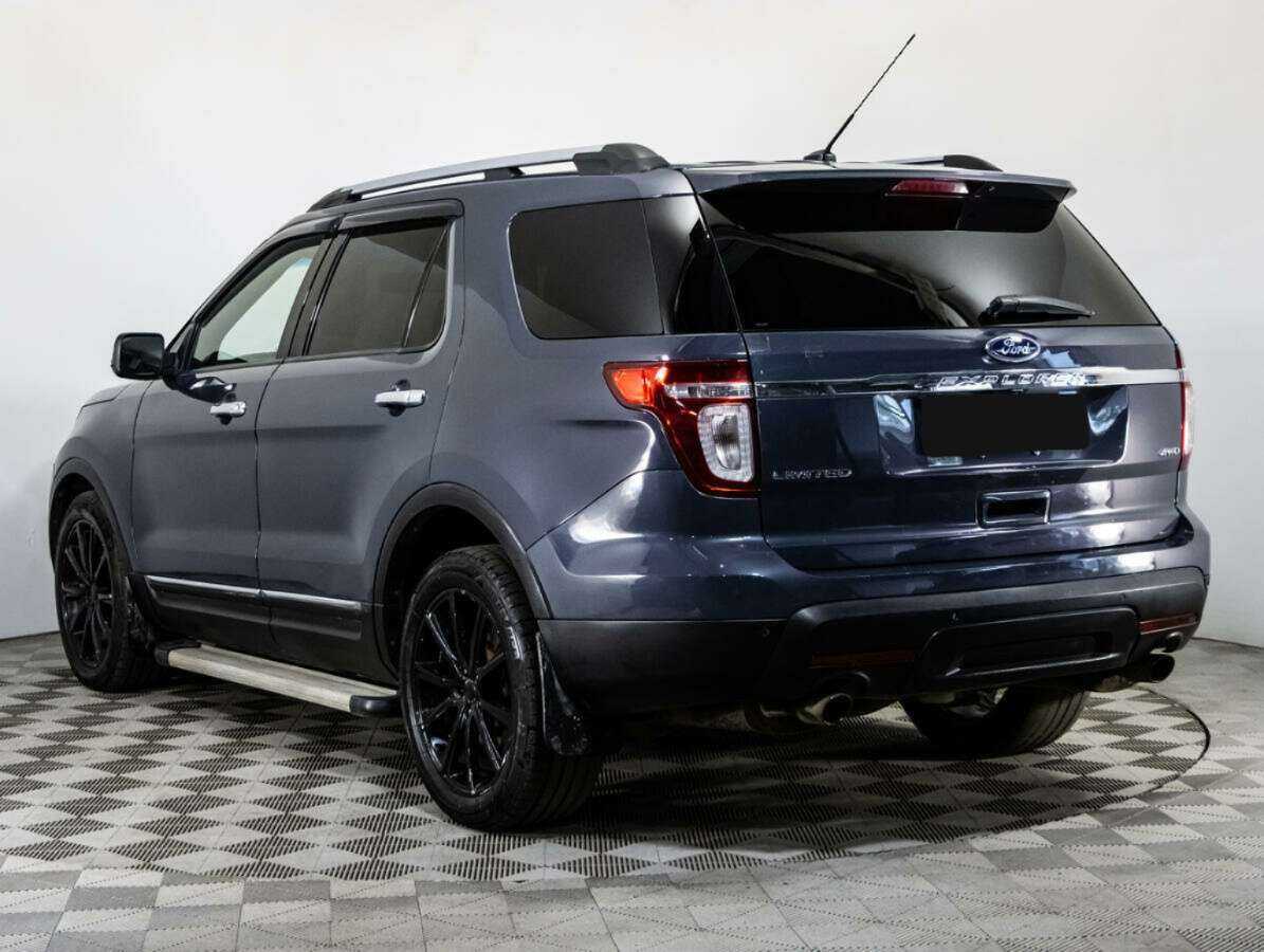 Купить Ford Explorer с пробегом. Фото: #5