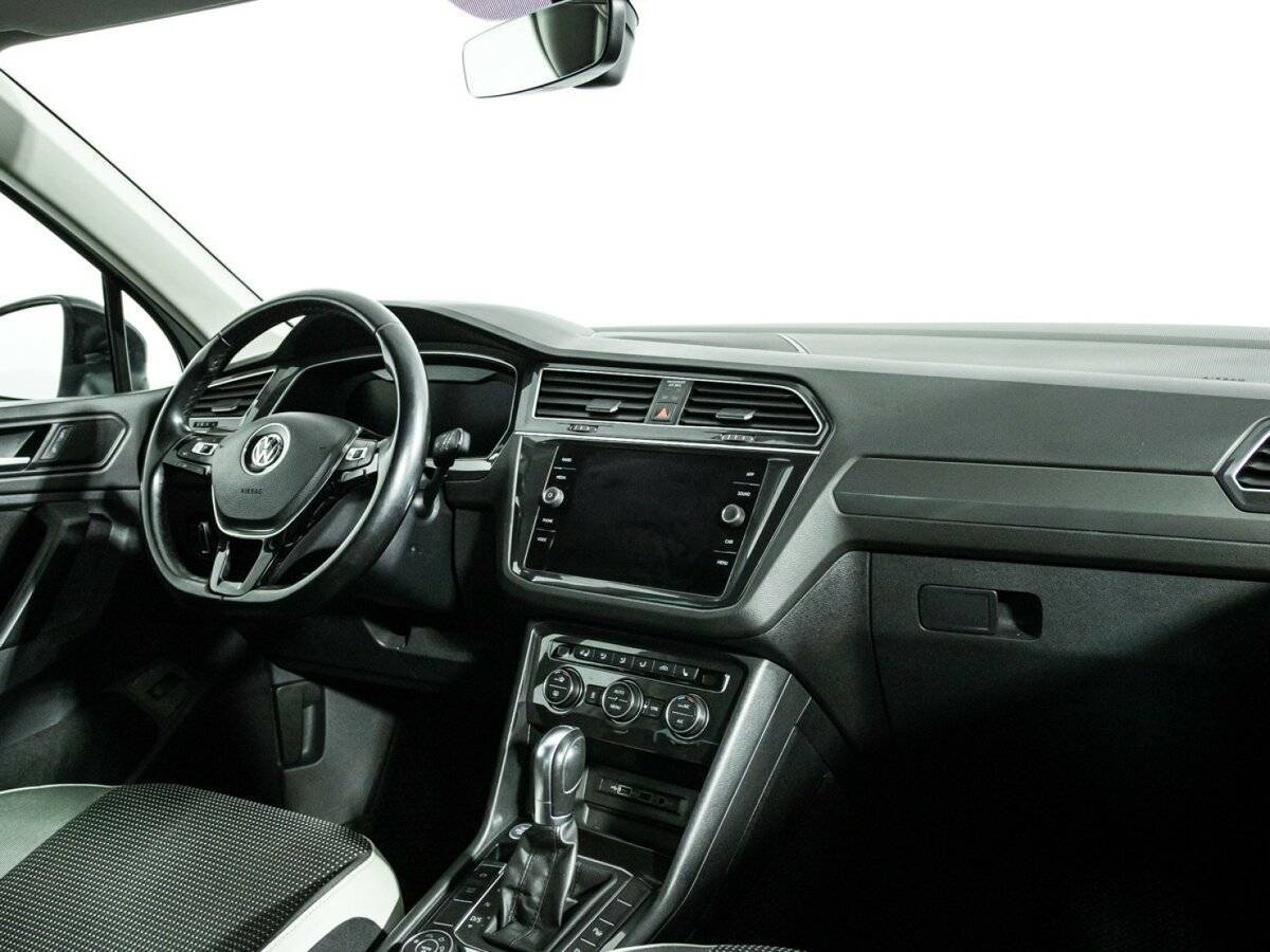 Купить Volkswagen Tiguan с пробегом. Фото: #8