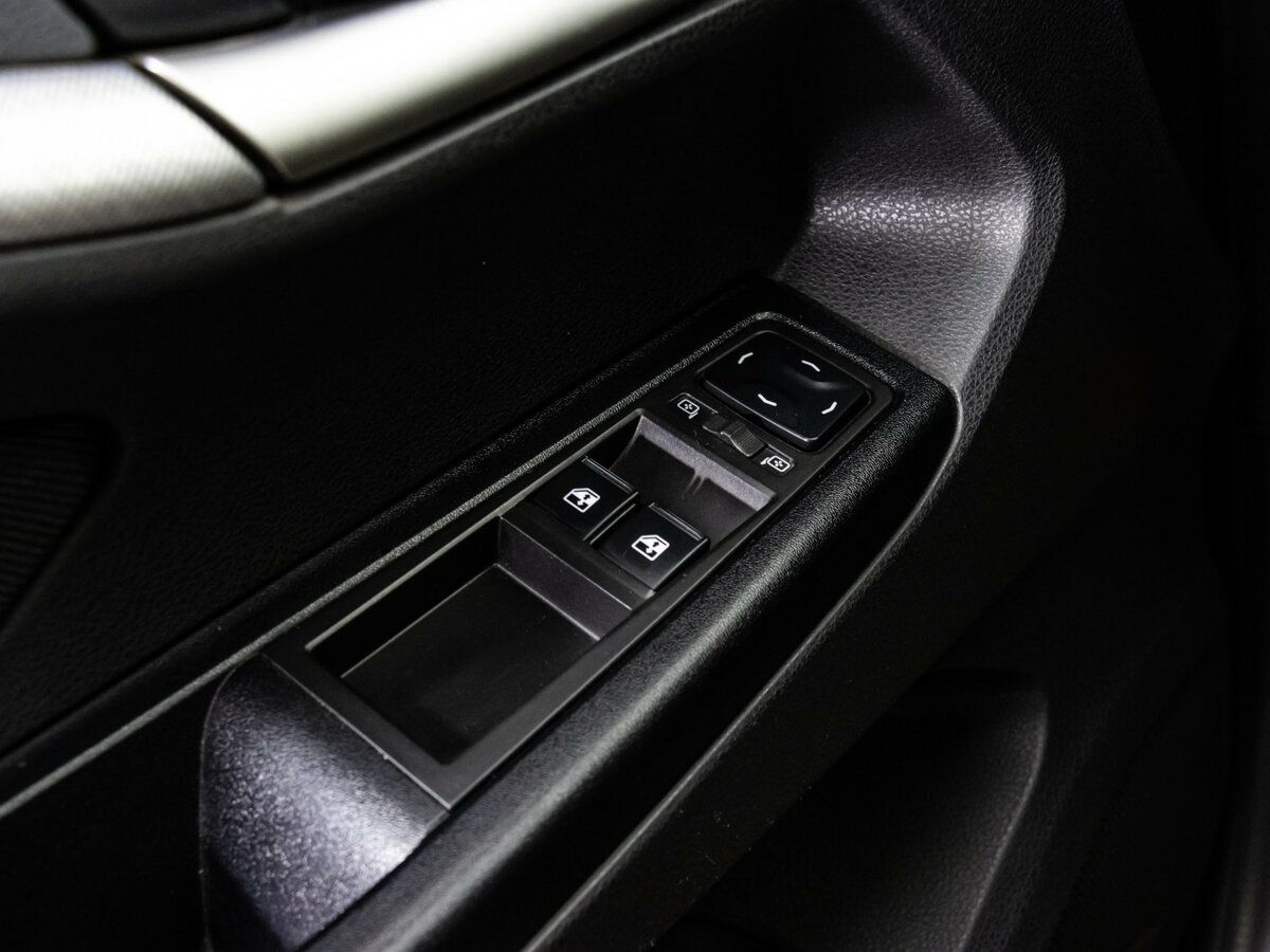 Купить Lada (ВАЗ) Vesta с пробегом. Фото: #11