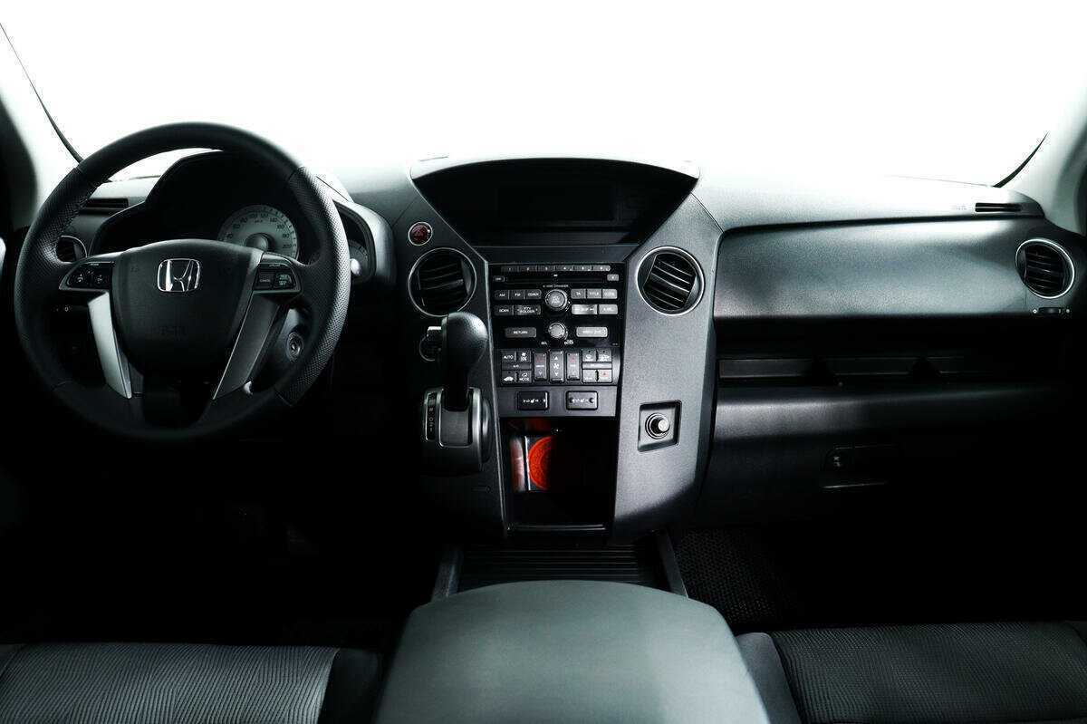 Купить Honda Pilot с пробегом. Фото: #9