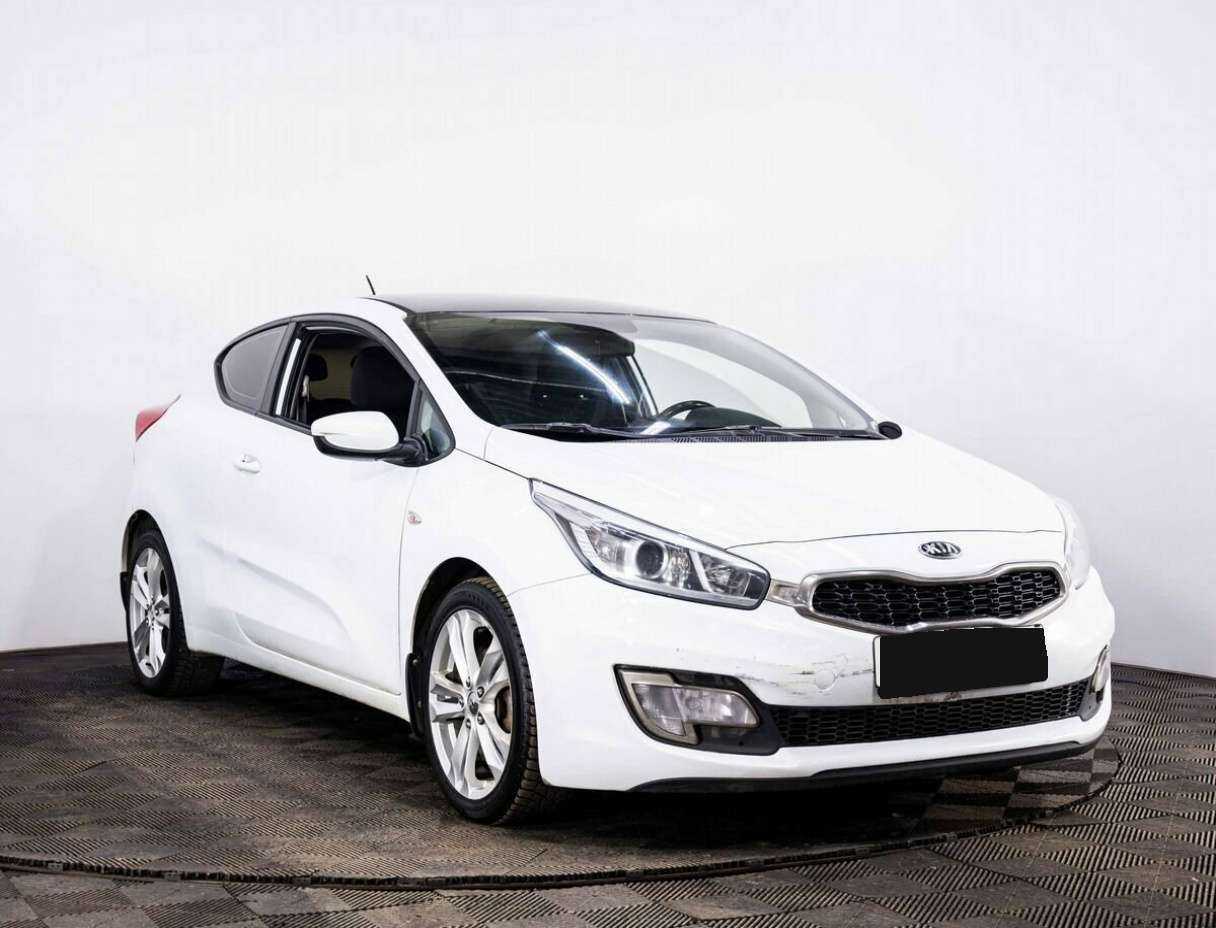 Купить Kia Ceed с пробегом. Фото: #2