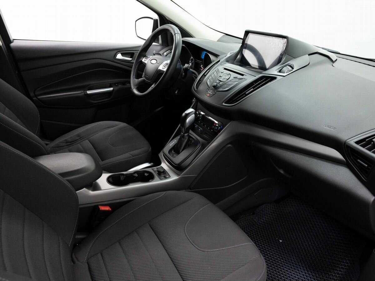 Купить Ford Kuga с пробегом. Фото: #11