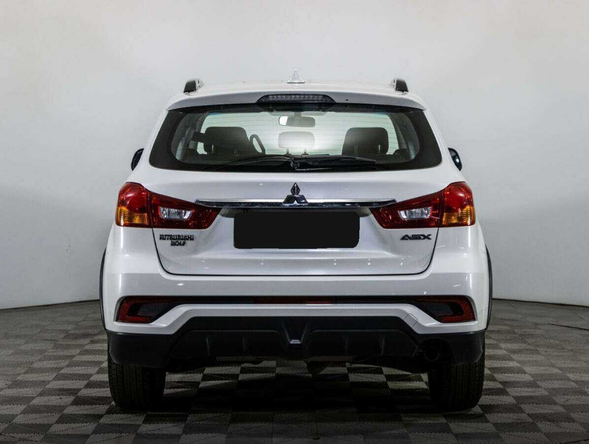 Купить Mitsubishi ASX с пробегом. Фото: #4