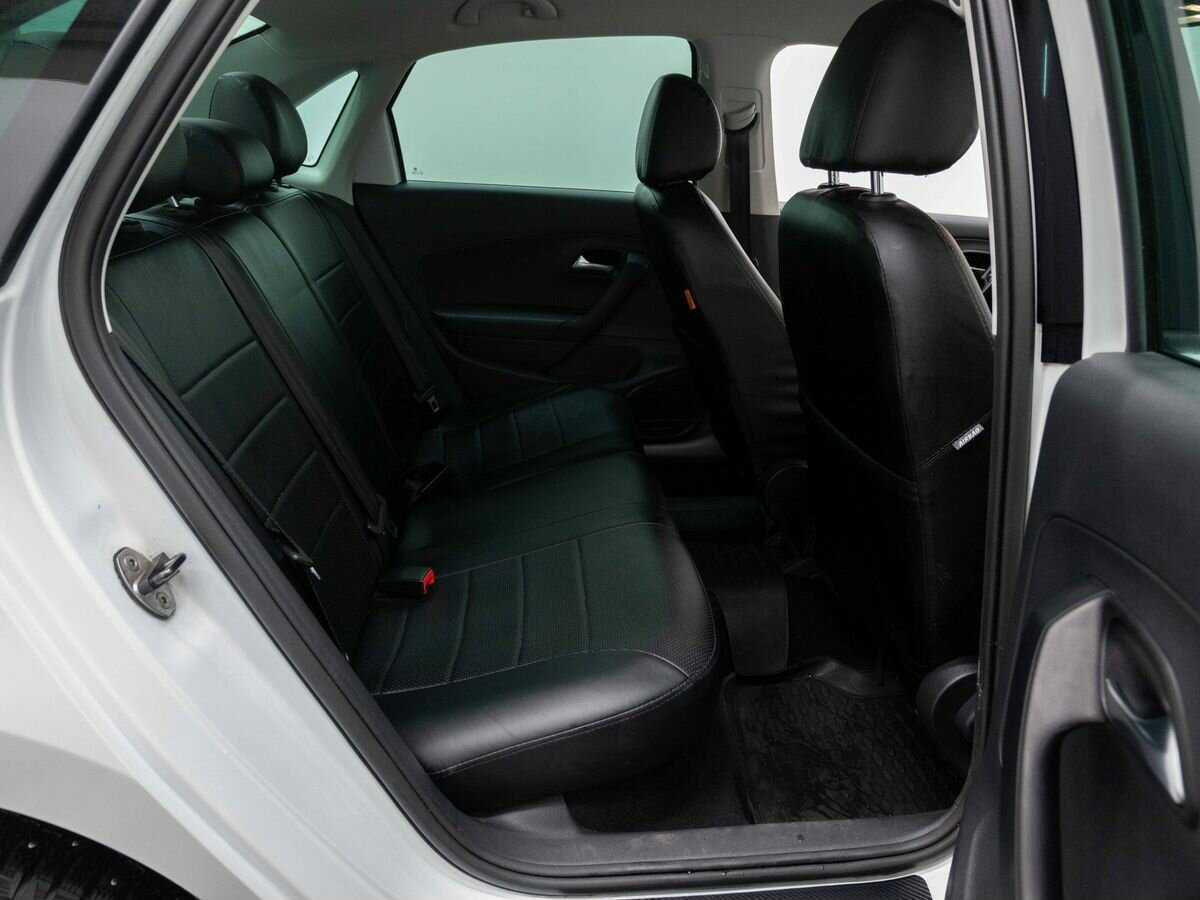 Купить Volkswagen Polo с пробегом. Фото: #10