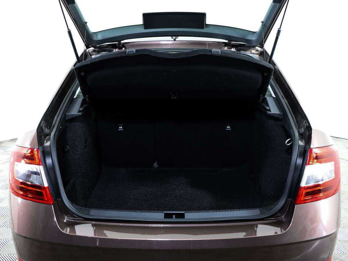 Купить Skoda Octavia с пробегом. Фото: #11