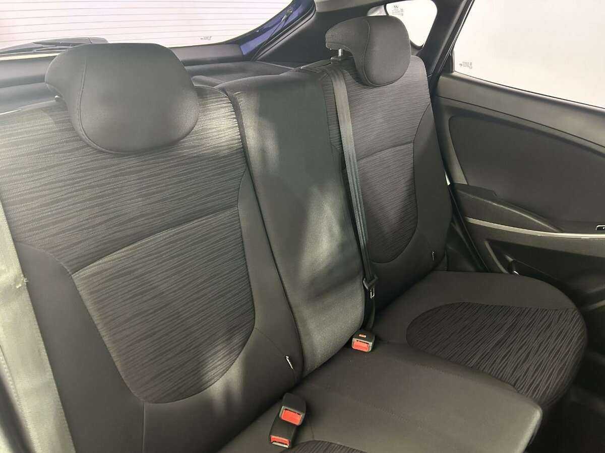 Купить Hyundai Solaris с пробегом. Фото: #14