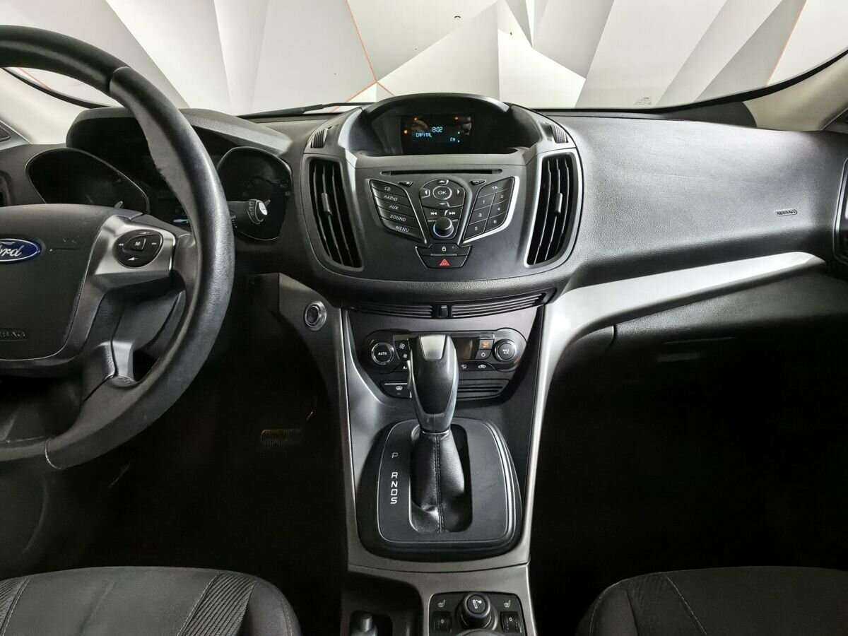 Купить Ford Kuga с пробегом. Фото: #10