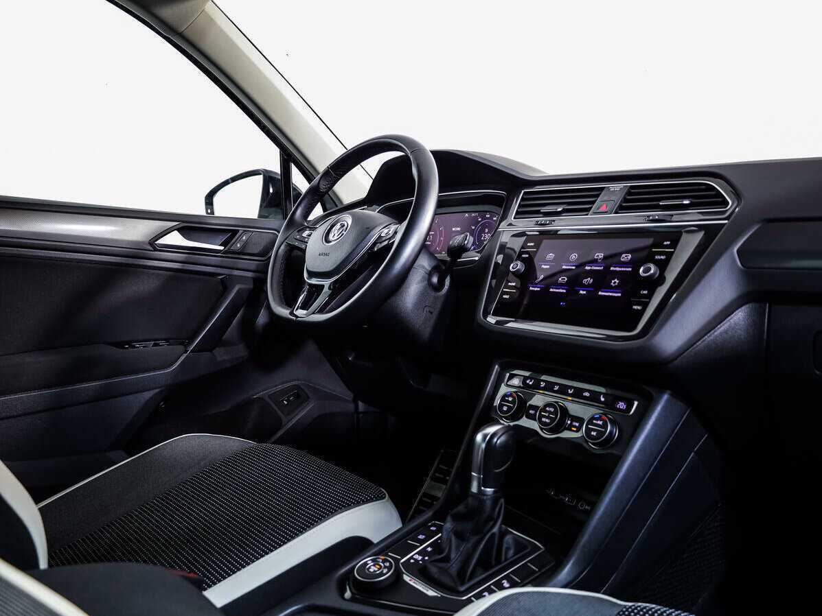 Купить Volkswagen Tiguan с пробегом. Фото: #7