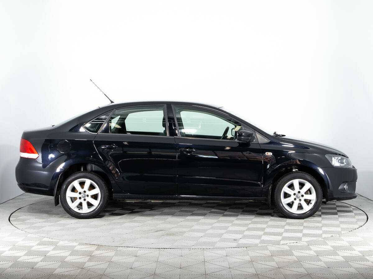 Купить Volkswagen Polo с пробегом. Фото: #3