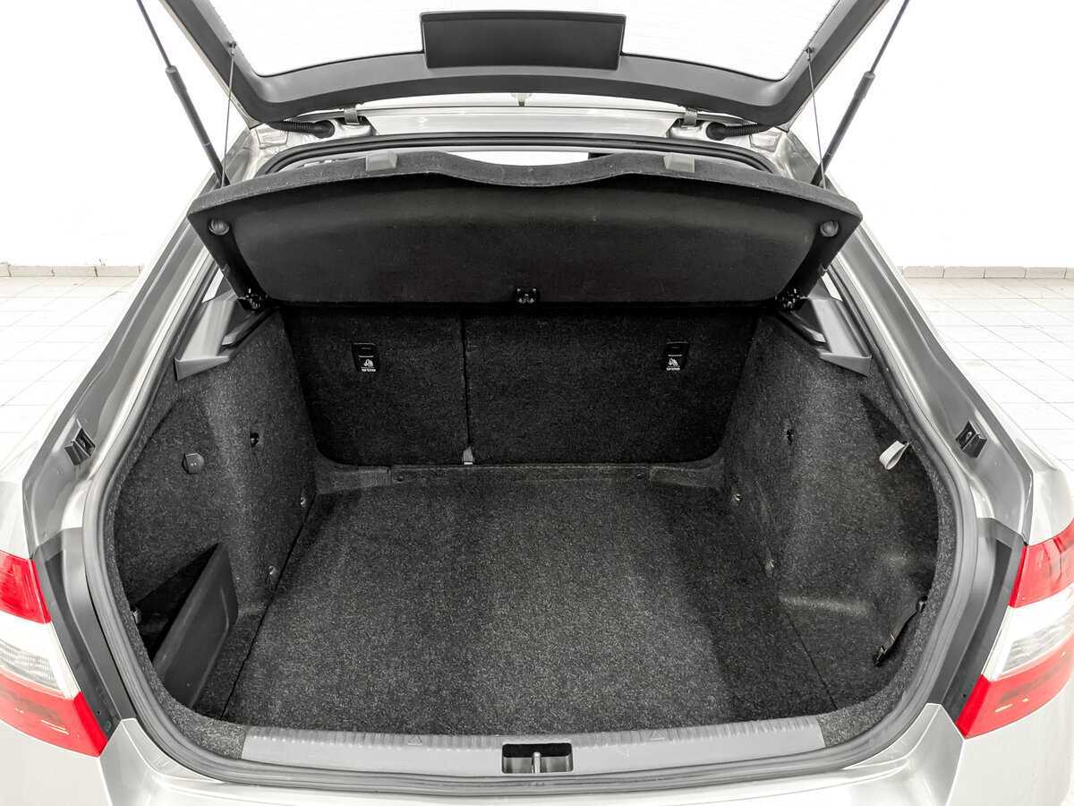 Купить Skoda Octavia с пробегом. Фото: #9