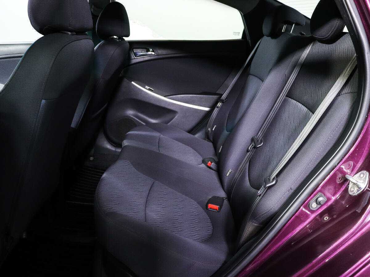 Купить Hyundai Solaris с пробегом. Фото: #9