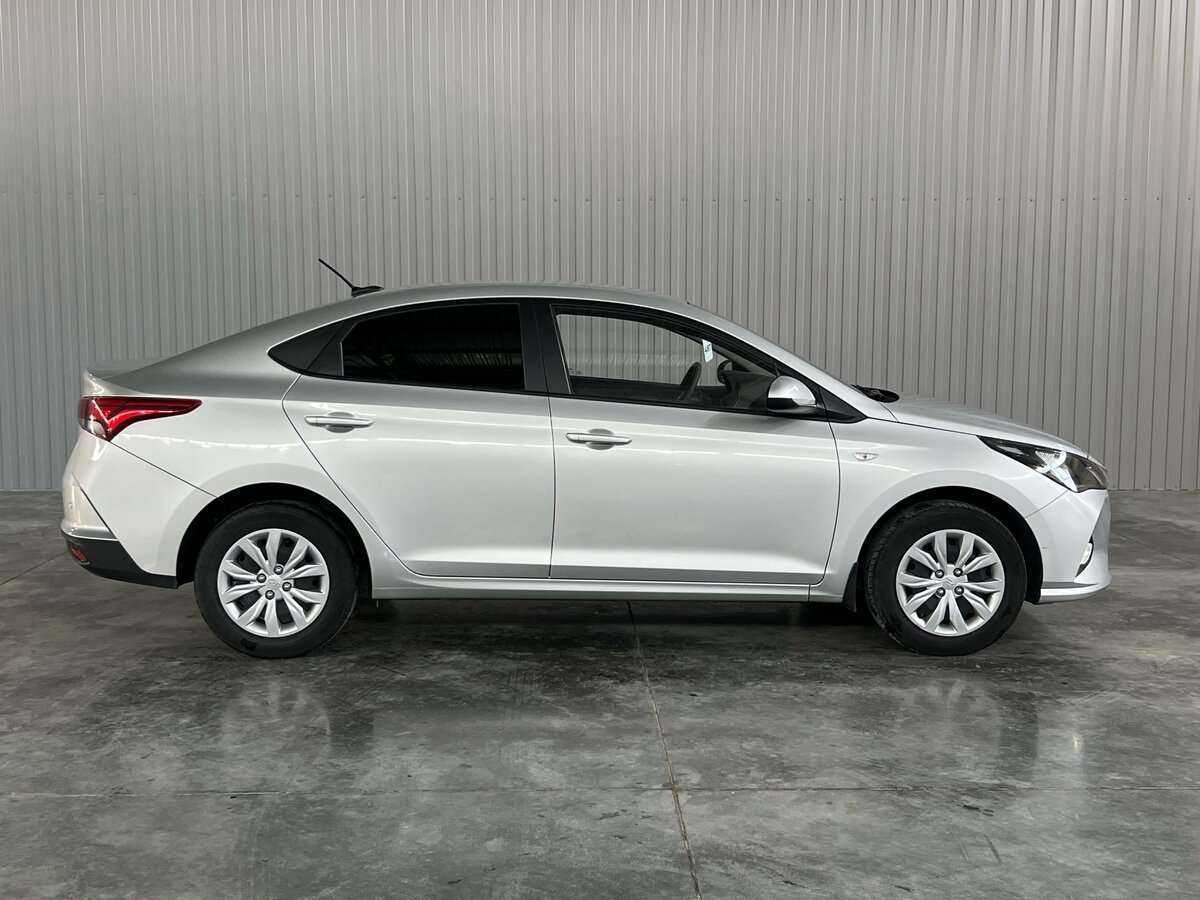 Купить Hyundai Solaris с пробегом. Фото: #7