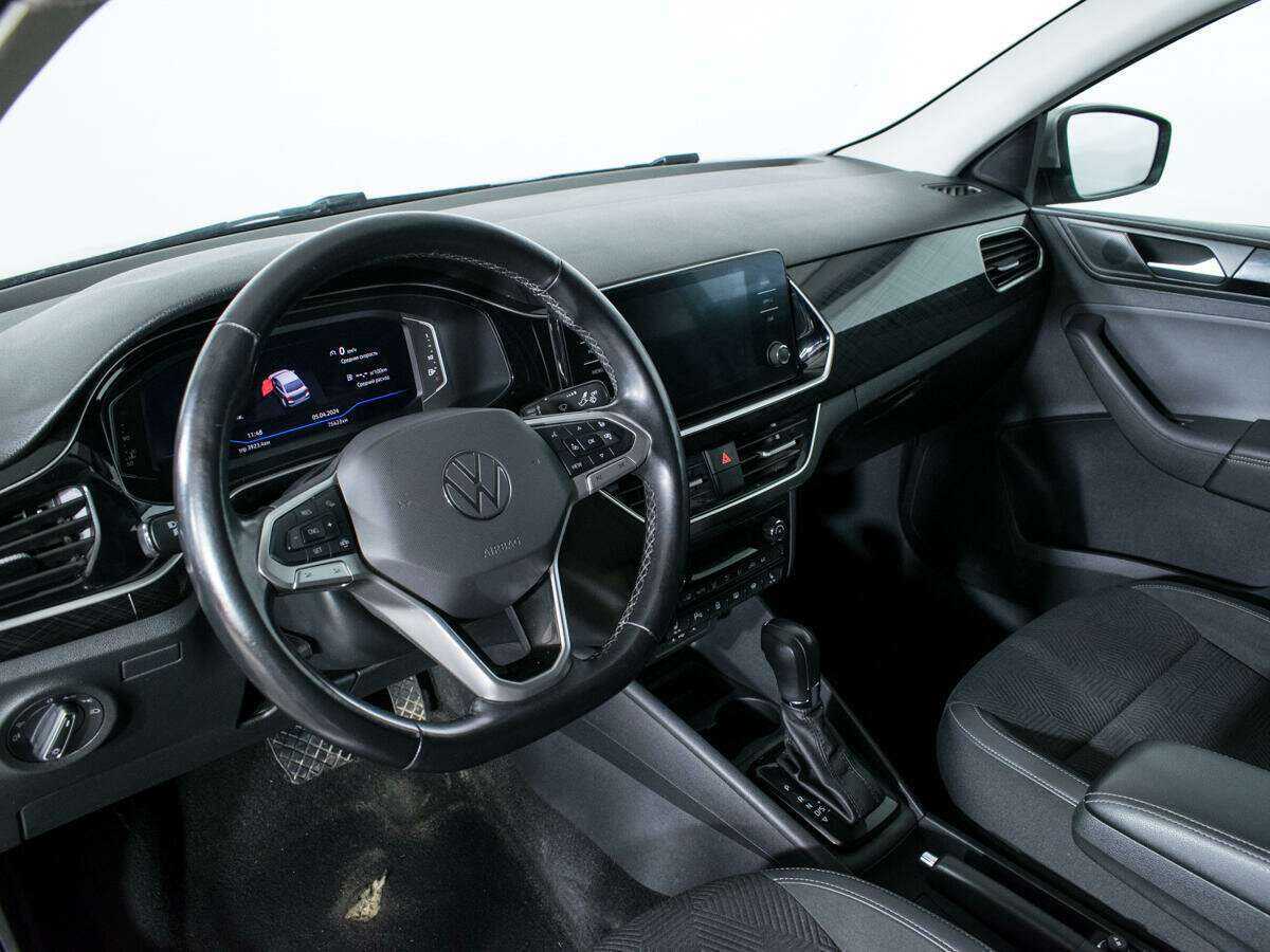 Купить Volkswagen Polo с пробегом. Фото: #12