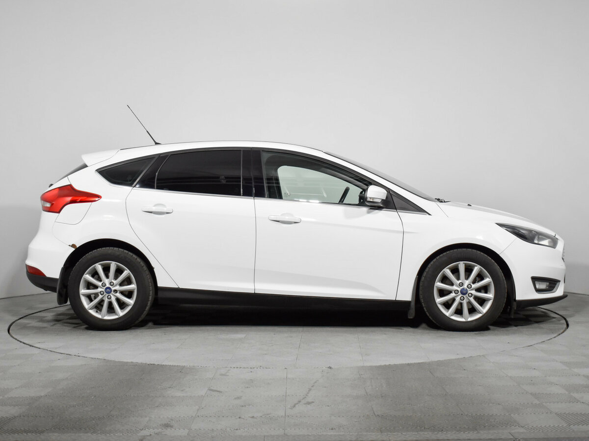 Купить Ford Focus с пробегом. Фото: #3