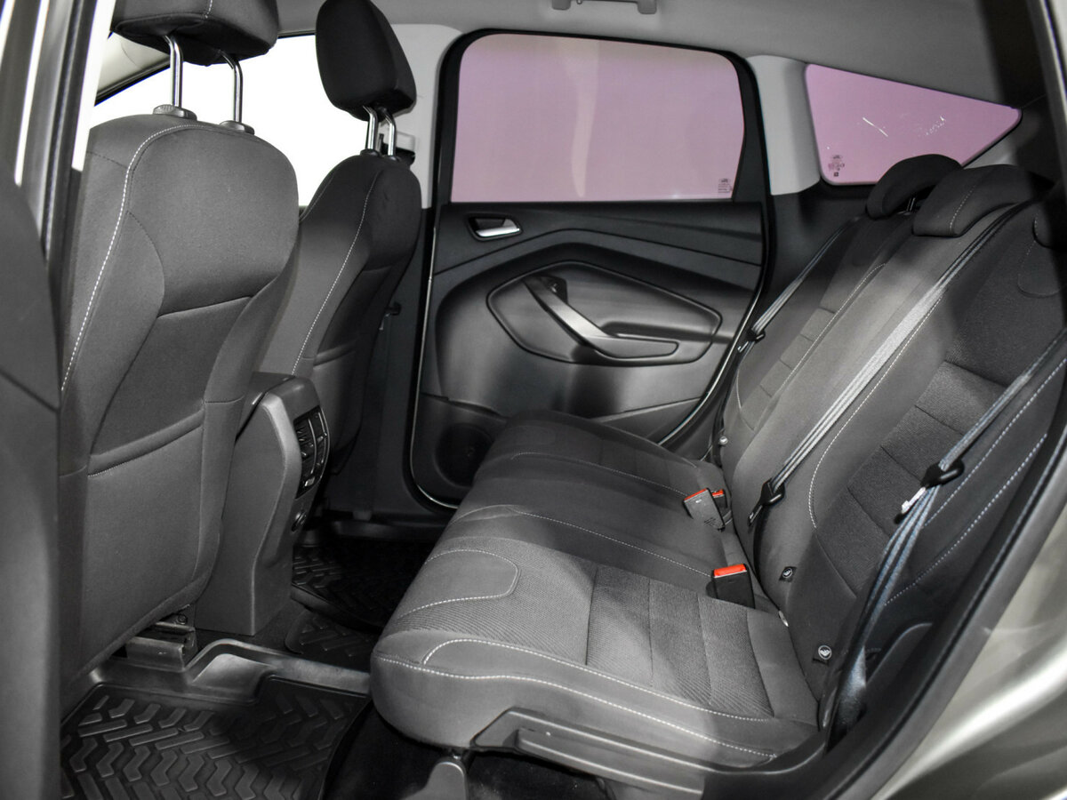 Купить Ford Kuga с пробегом. Фото: #17
