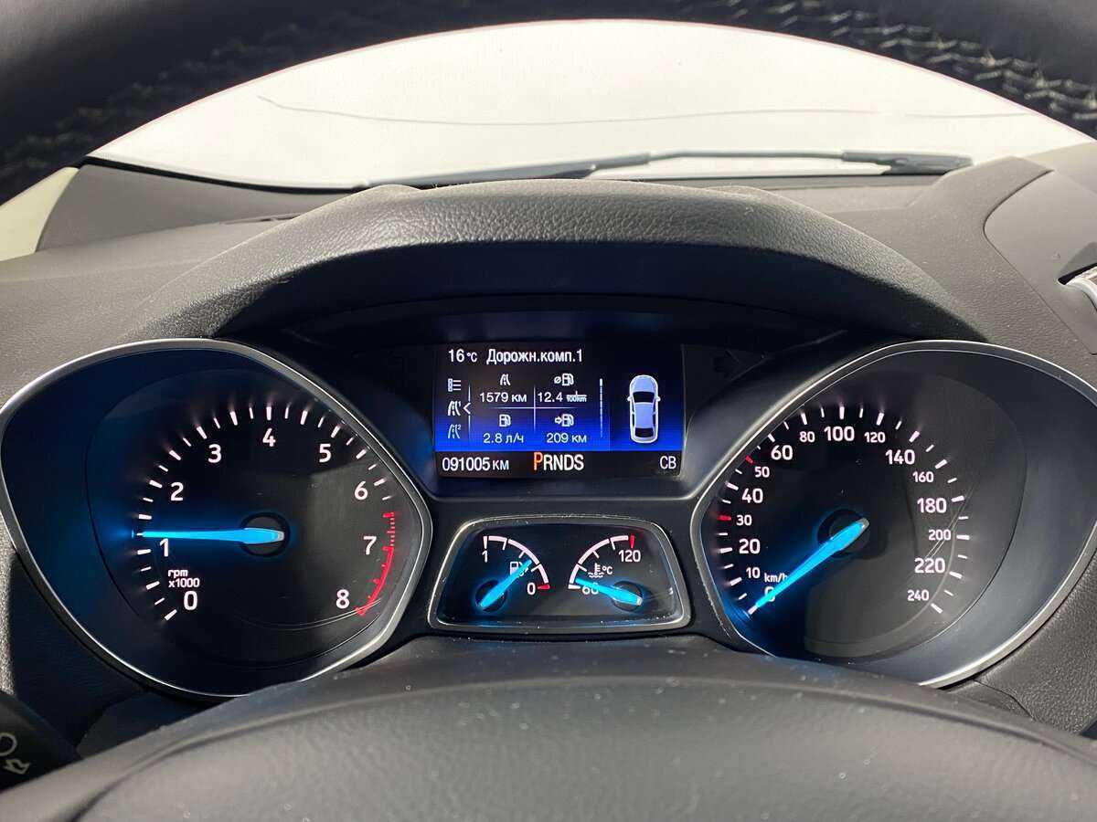 Купить Ford Kuga с пробегом. Фото: #12