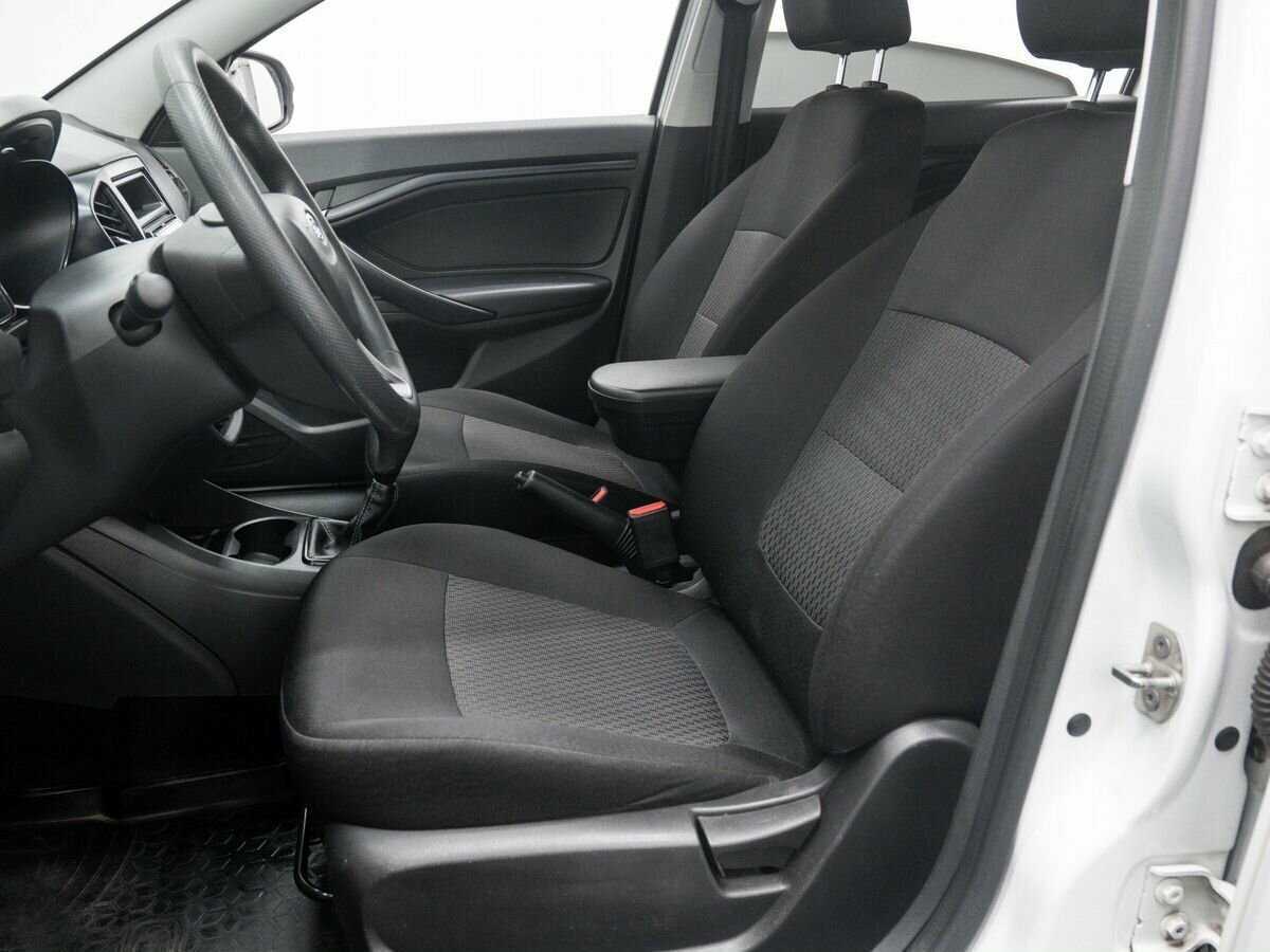 Купить Lada (ВАЗ) Vesta с пробегом. Фото: #14