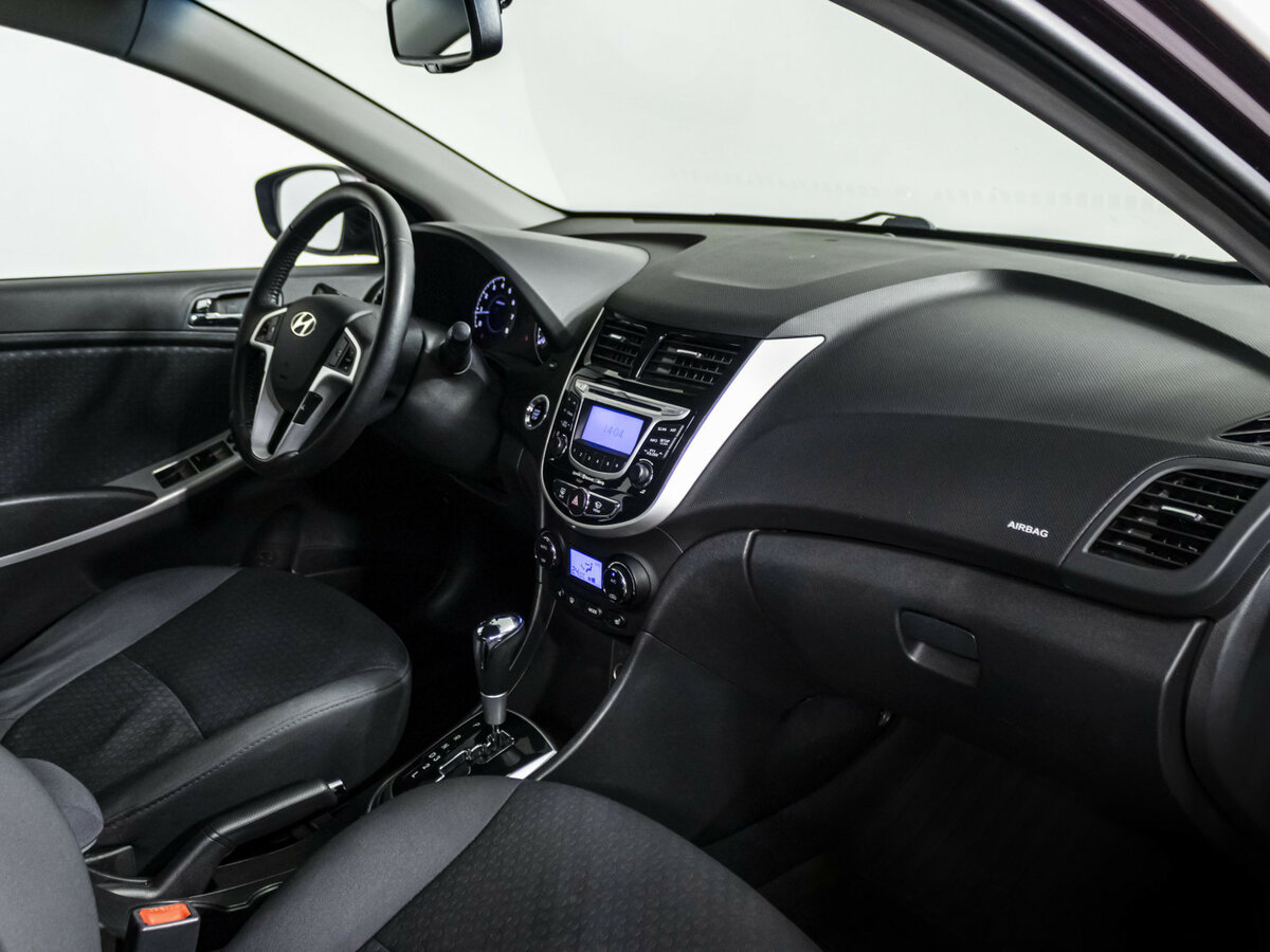 Купить Hyundai Solaris с пробегом. Фото: #6