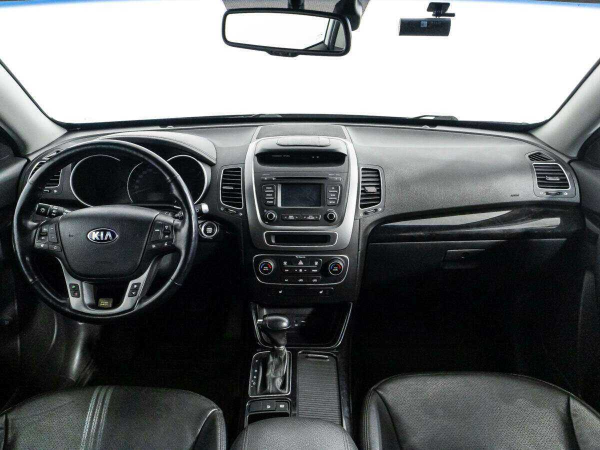 Купить Kia Sorento с пробегом. Фото: #12