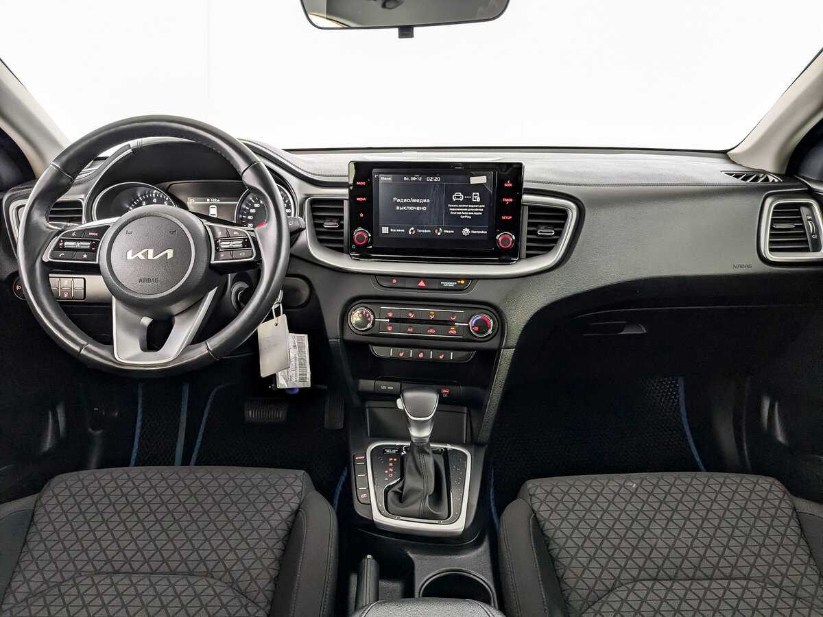 Купить Kia Ceed с пробегом. Фото: #13
