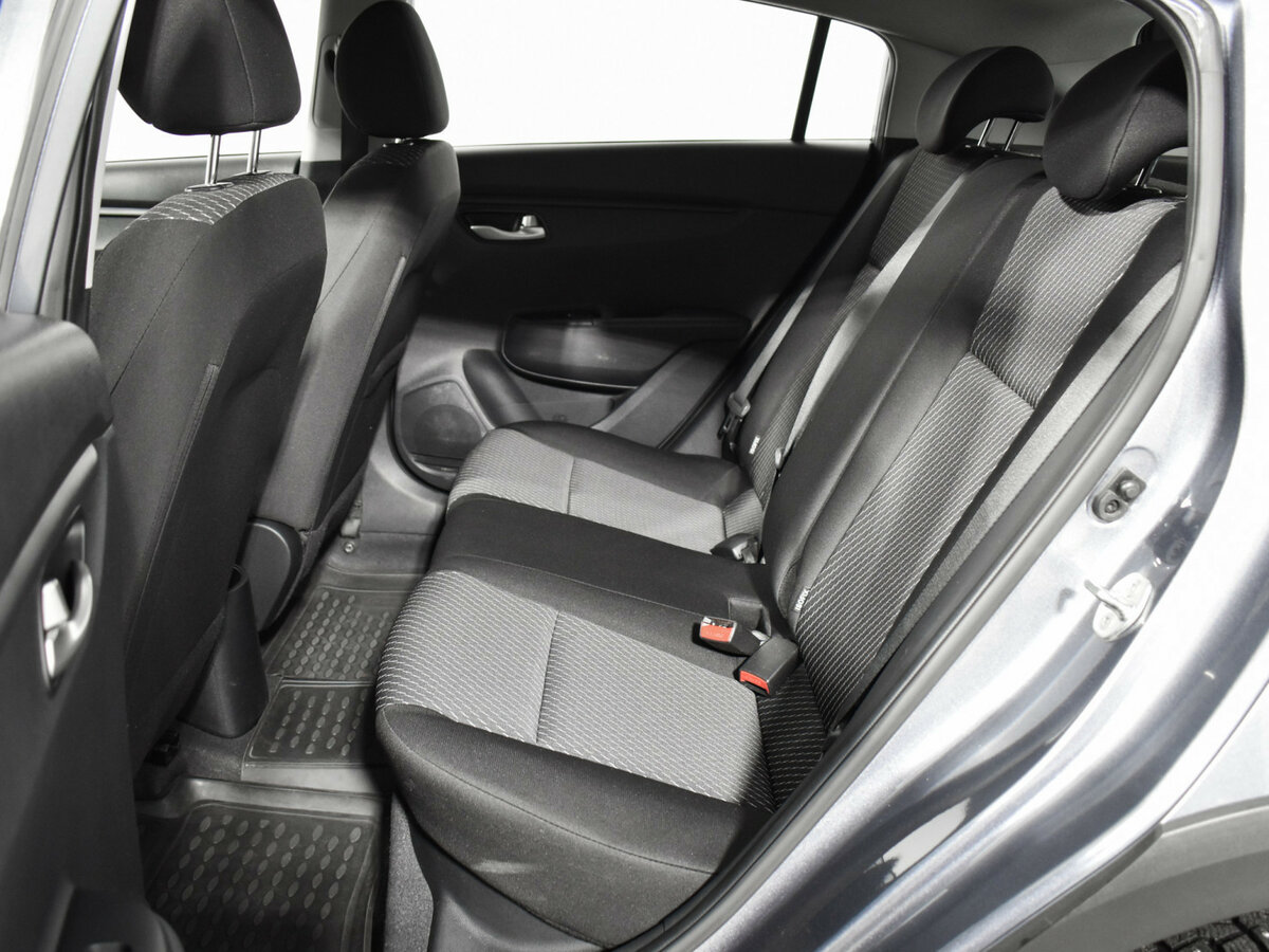 Купить Kia Rio с пробегом. Фото: #10