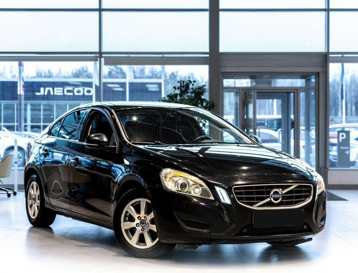 Купить Volvo S60 с пробегом. Фото: #1