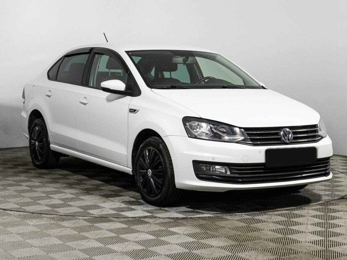 Купить Volkswagen Polo с пробегом. Фото: #2