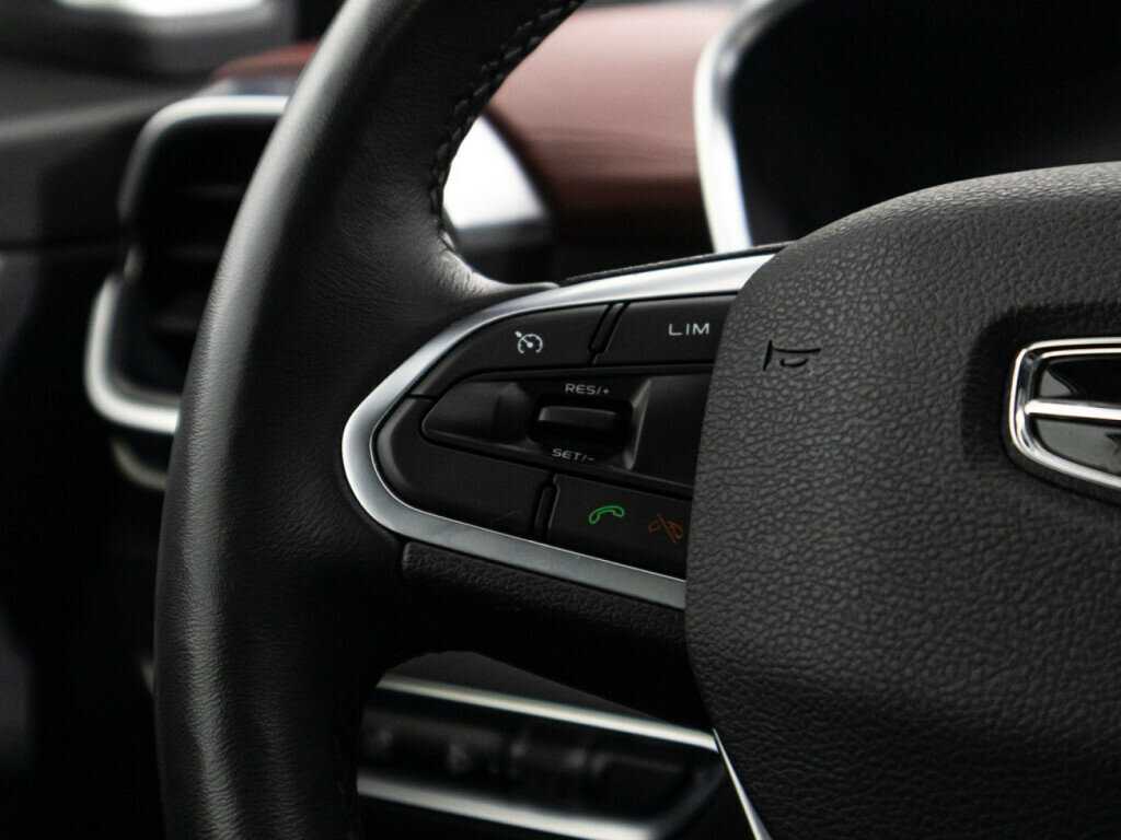 Купить Geely Coolray с пробегом. Фото: #20