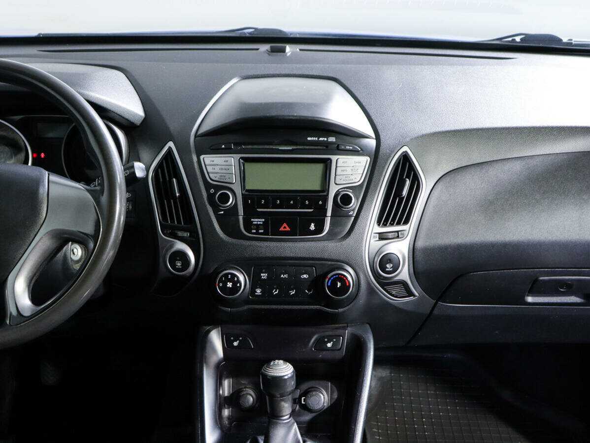 Купить Hyundai ix35 с пробегом. Фото: #10