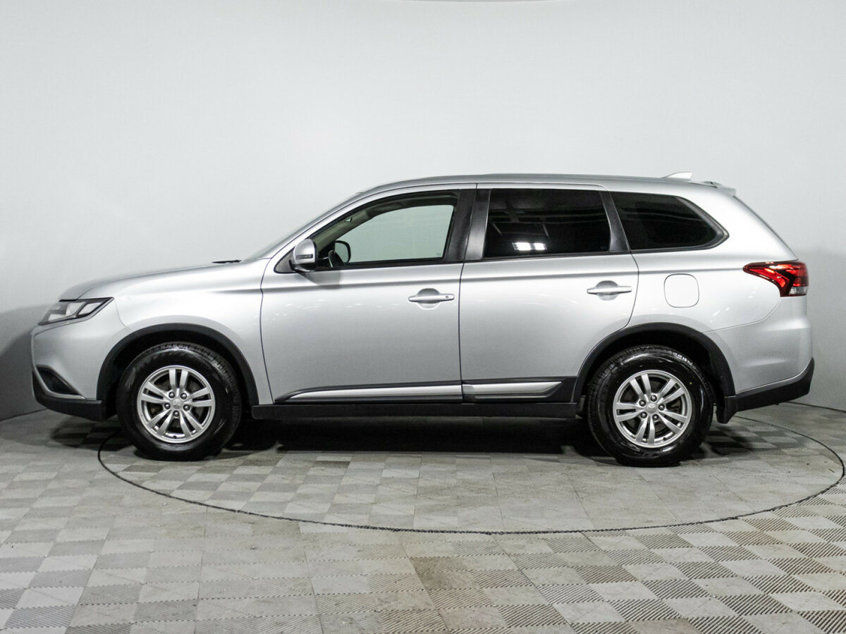 Купить Mitsubishi Outlander с пробегом. Фото: #7