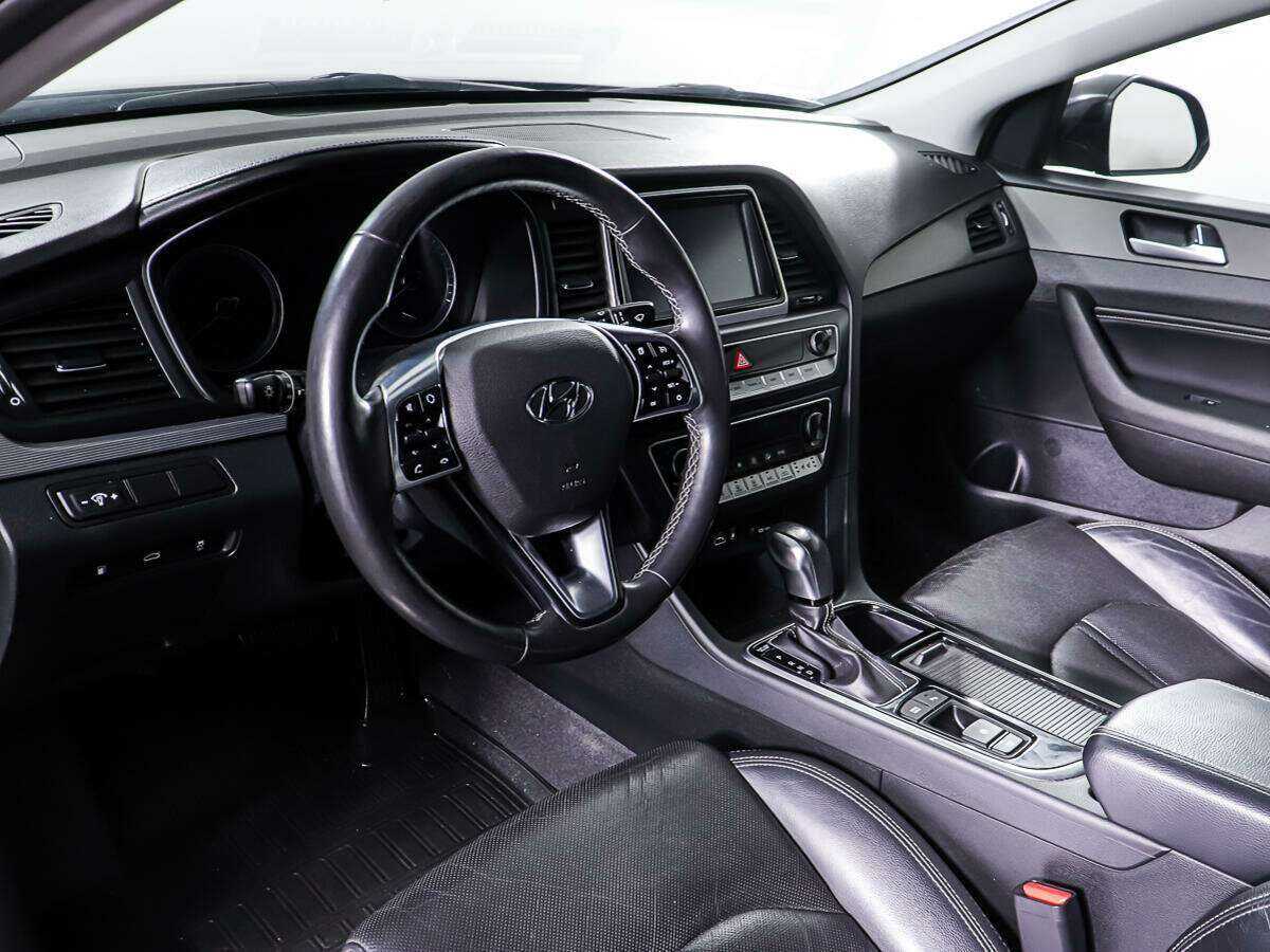 Купить Hyundai Sonata с пробегом. Фото: #12