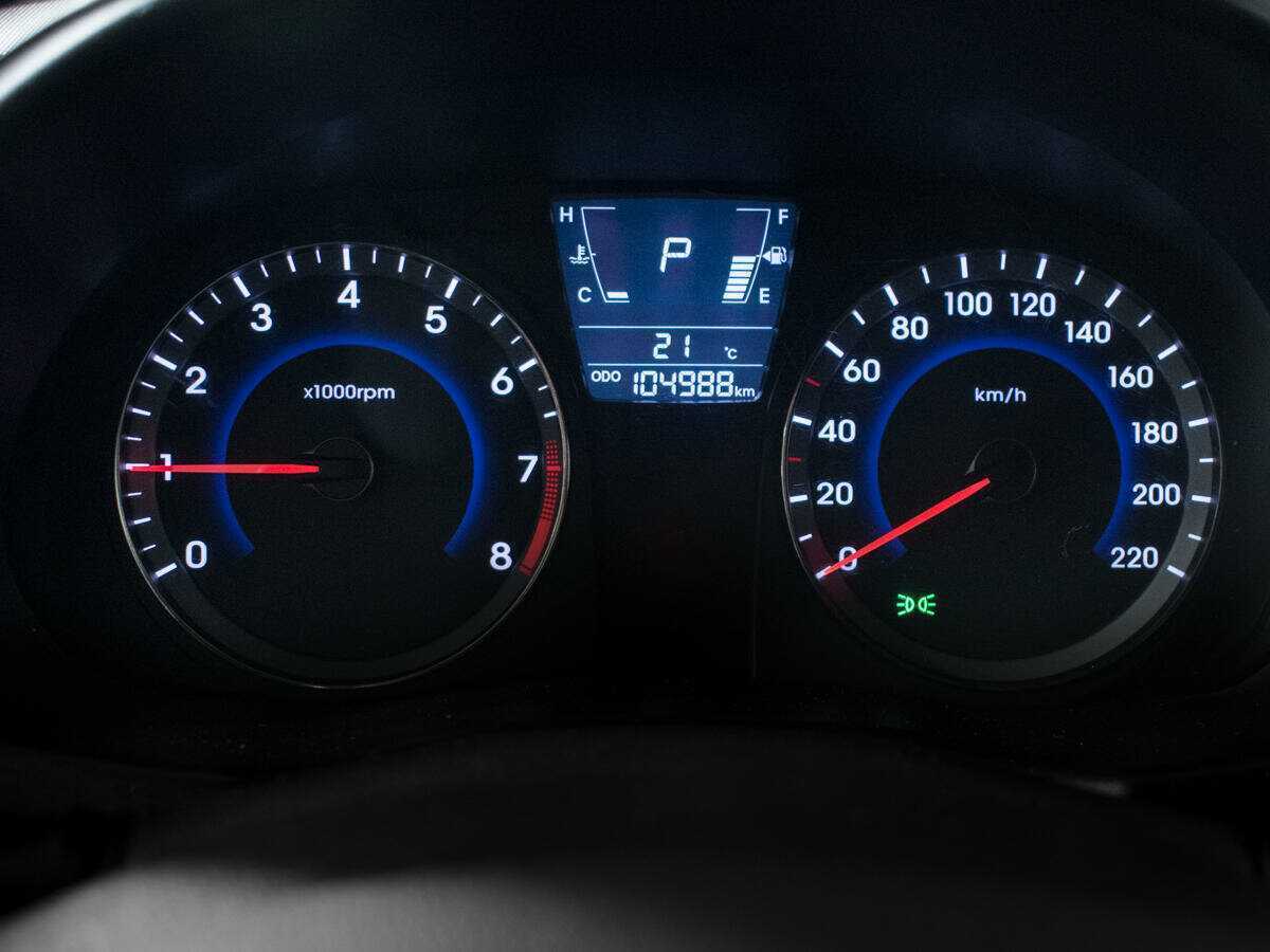 Купить Hyundai Solaris с пробегом. Фото: #10