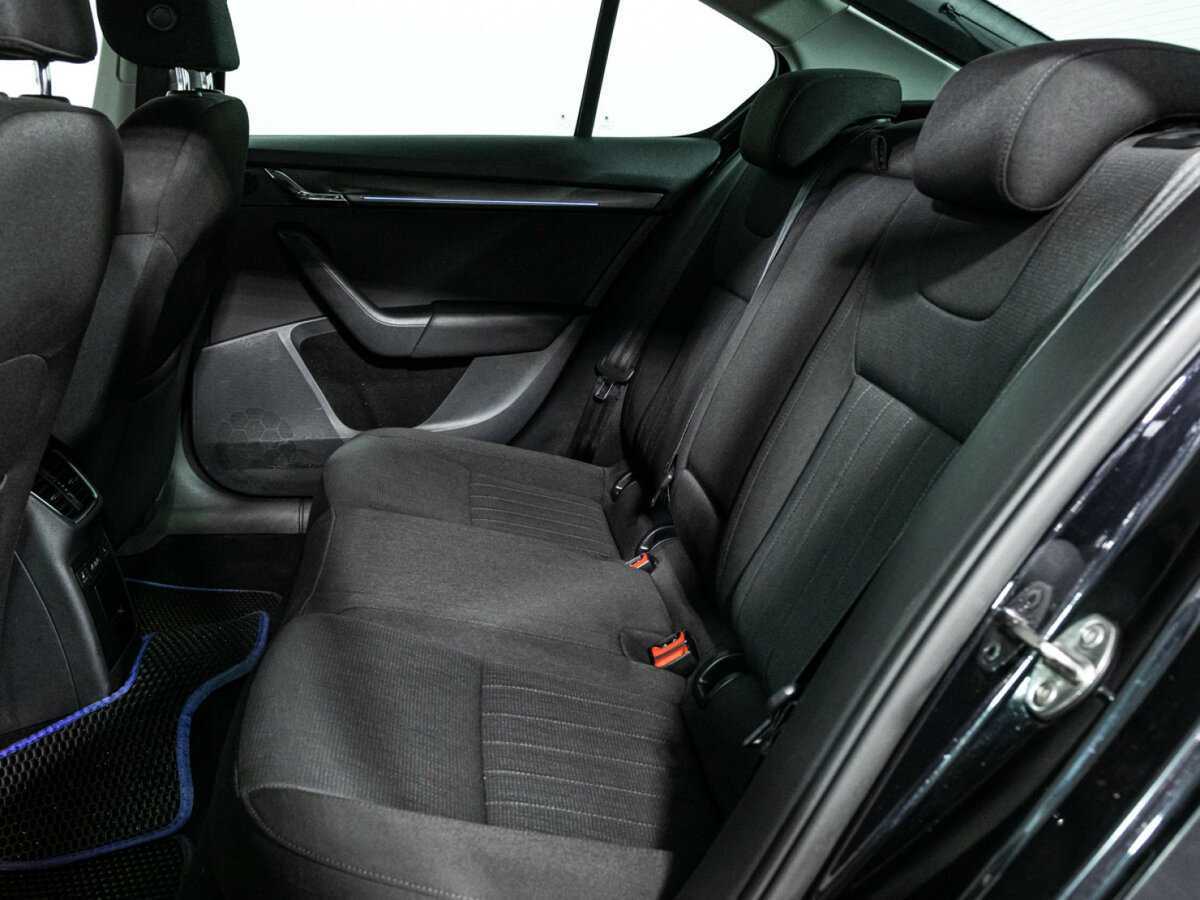 Купить Skoda Octavia с пробегом. Фото: #9