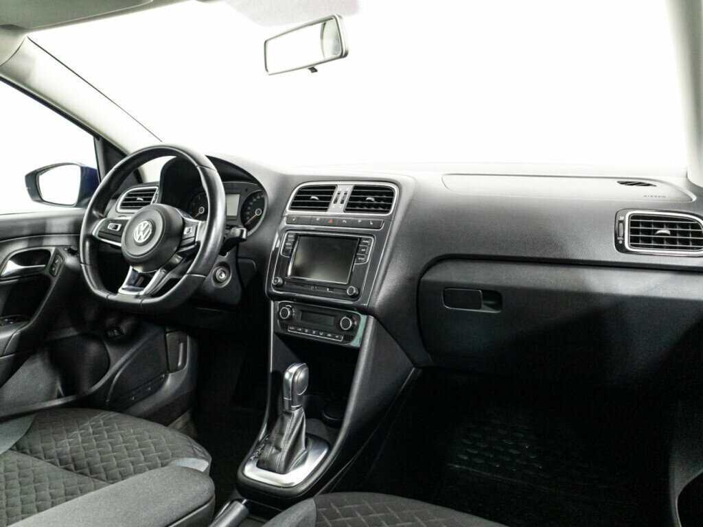 Купить Volkswagen Polo с пробегом. Фото: #8