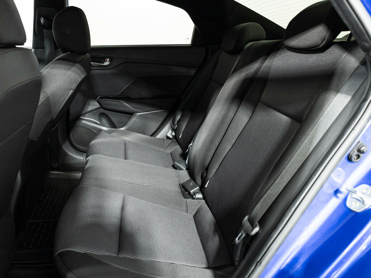 Купить Hyundai Solaris с пробегом. Фото: #9