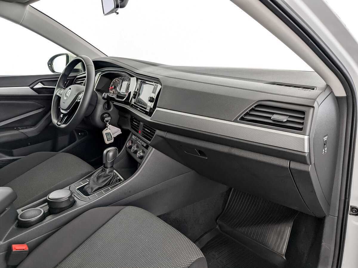 Купить Volkswagen Jetta с пробегом. Фото: #10
