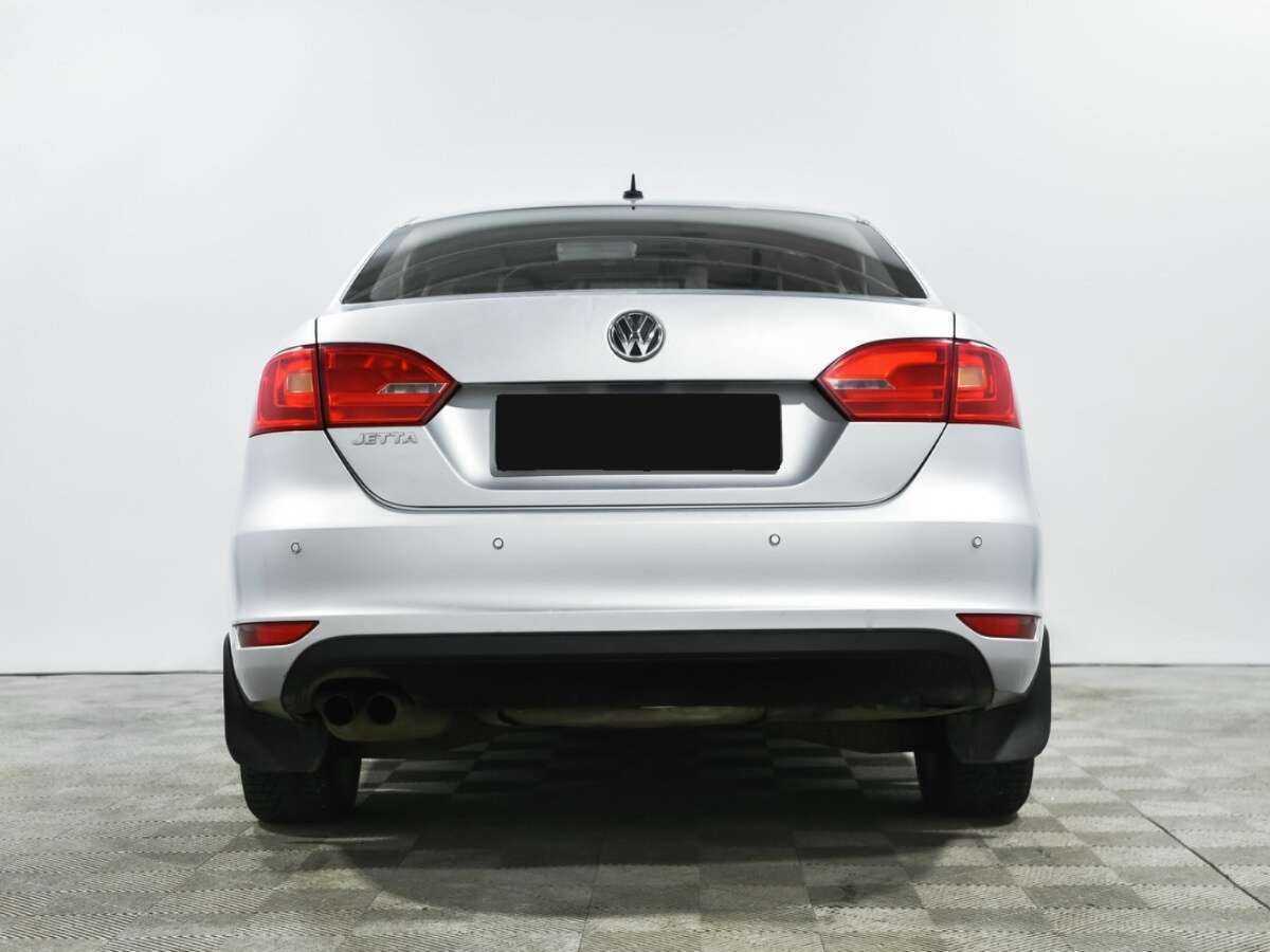 Купить Volkswagen Jetta с пробегом. Фото: #4