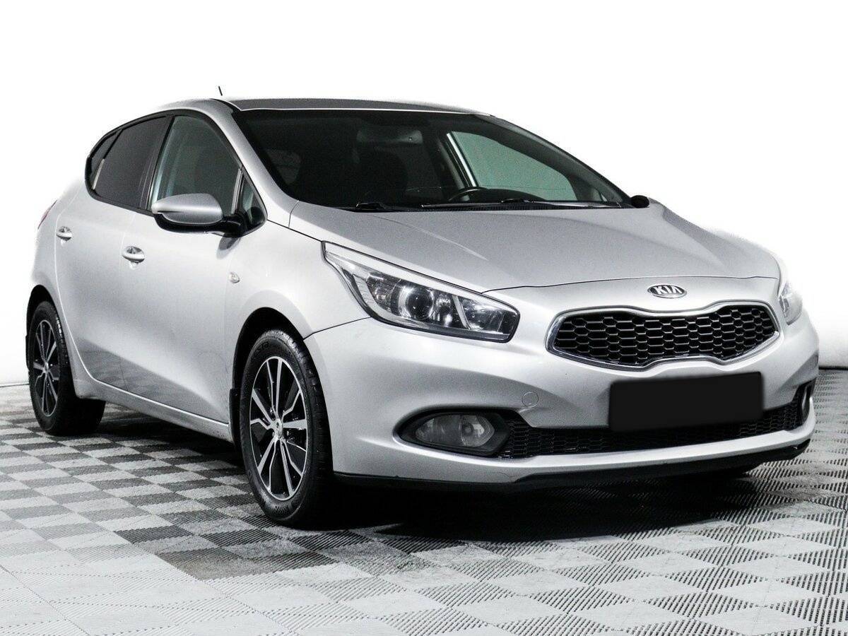 Купить Kia Ceed с пробегом. Фото: #2