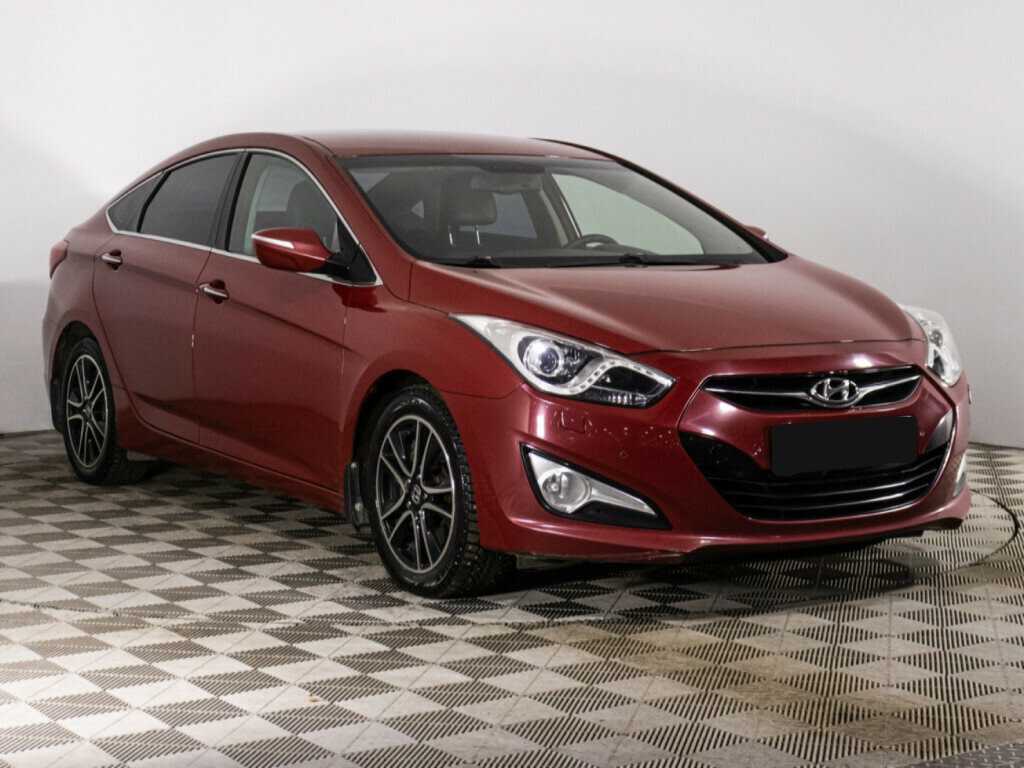 Купить Hyundai i40 с пробегом. Фото: #2