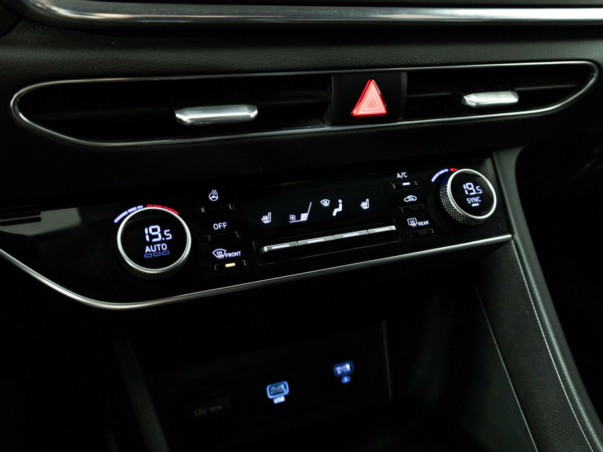 Купить Hyundai Sonata с пробегом. Фото: #15