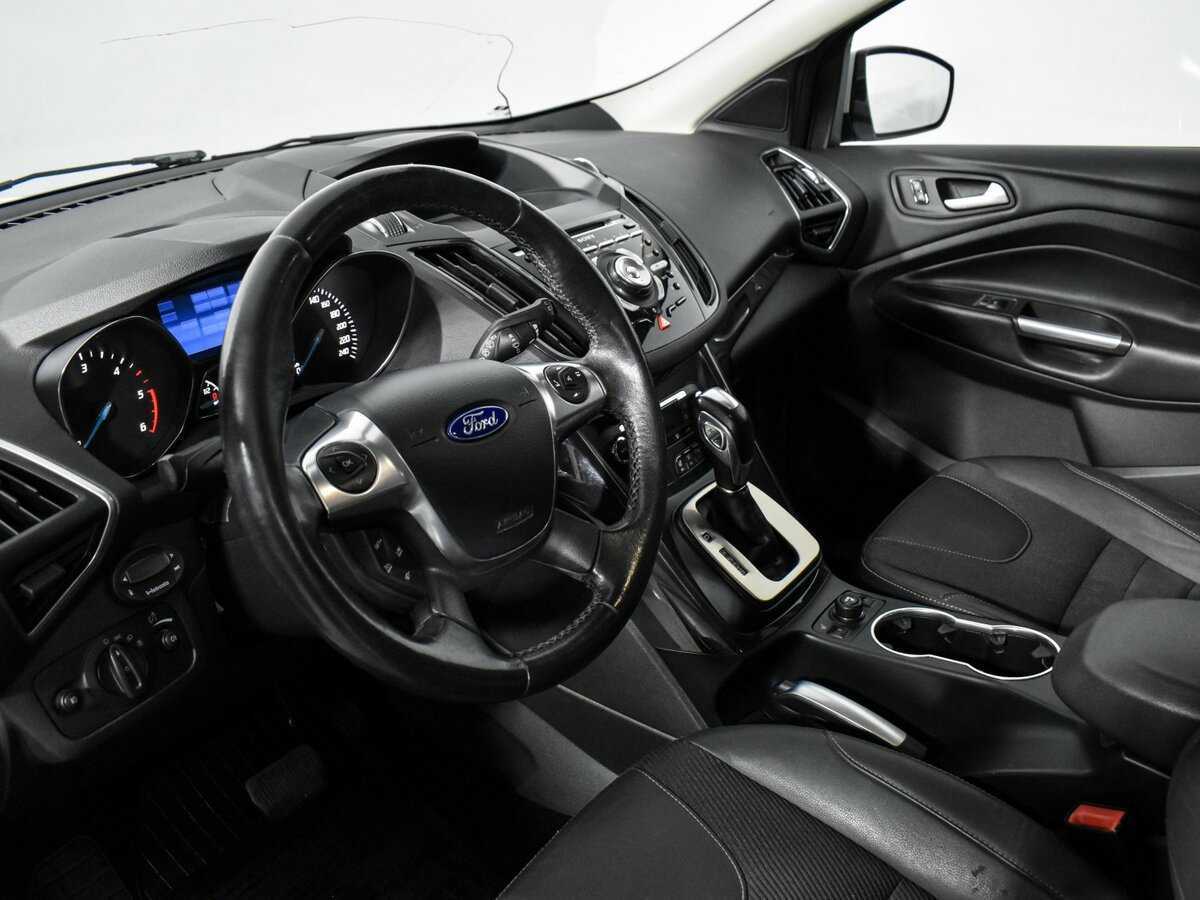 Купить Ford Kuga с пробегом. Фото: #5